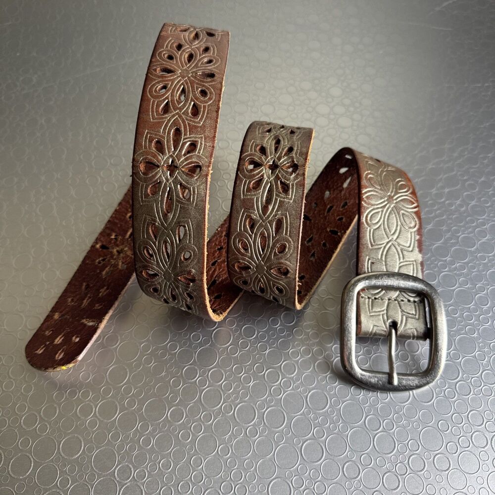 Vintage Fossil Distressed Metallic Leather Cutout Floral Belt - Size M L
